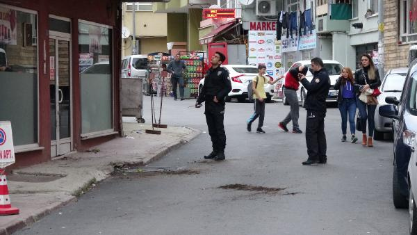 Kadın balkondan atladı: Kocası yardım edenlere saldırdı!