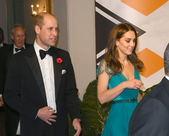 Büyük gelin tutumlu çıktı: Kate Middleton kıyafeti ile şaşırttı!