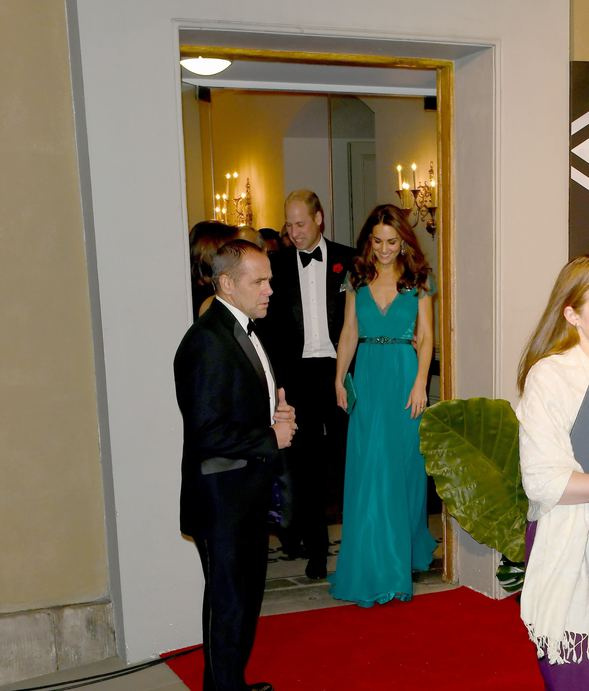 Büyük gelin tutumlu çıktı: Kate Middleton kıyafeti ile şaşırttı!