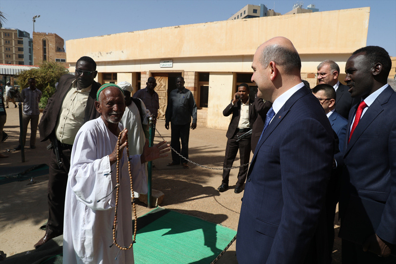 İçişleri Bakanı Süleyman Soylu Sudan'da 