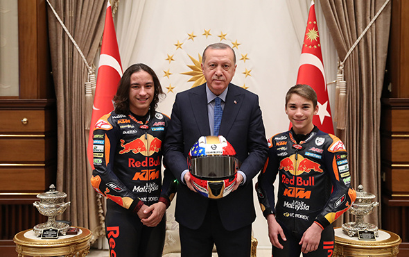 Cumhurbaşkanı Erdoğan; Sofuoğlu ve Öncü kardeşleri kabul etti