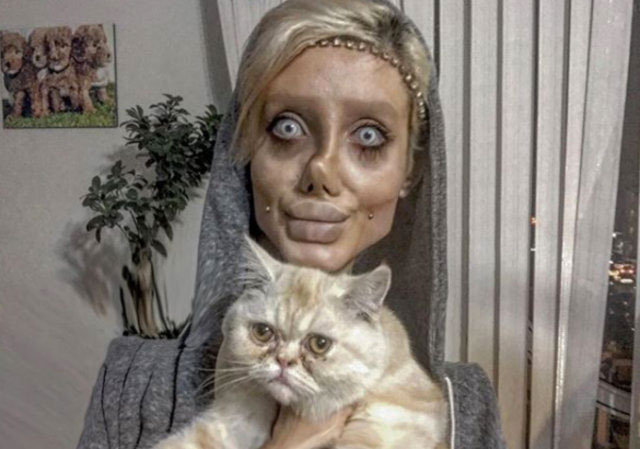 İran'ın kedicikleri! Kim takar yasağı kırbacı 'kedi gözü', 'eşek kulağı'..