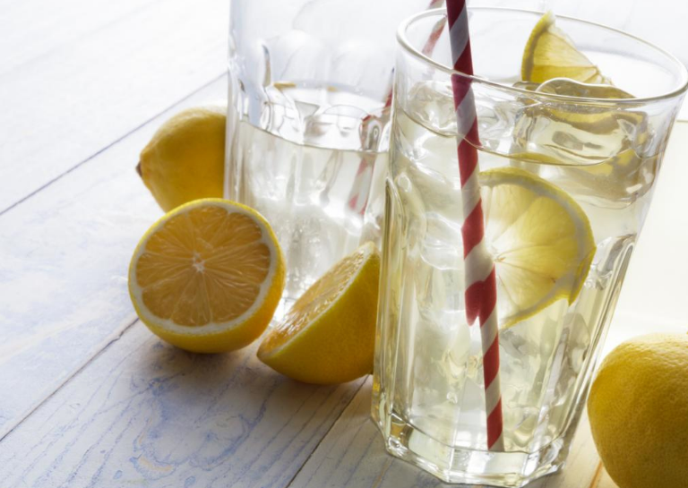 Günde bir bardak limon suyunun vücudunuzda yarattığı 13 değişiklik