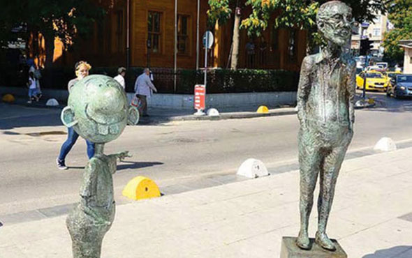 Kadıköy'de 'Dombili'den sonra 'Avanak Avni' heykelini çaldılar!