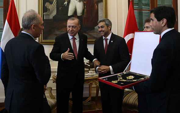Cumhurbaşkanı Erdoğan'dan bir ilk: Devlet Nişanı verildi!