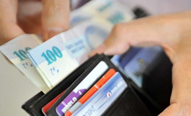 Asgari ücret için ilk kez TÜİK 3 farklı maaş önerdi biri net 2 bin 213 lira