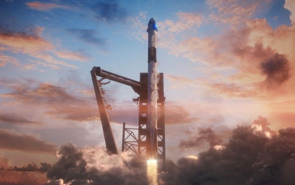 SpaceX ilk askeri uydusunu uzaya yolladı