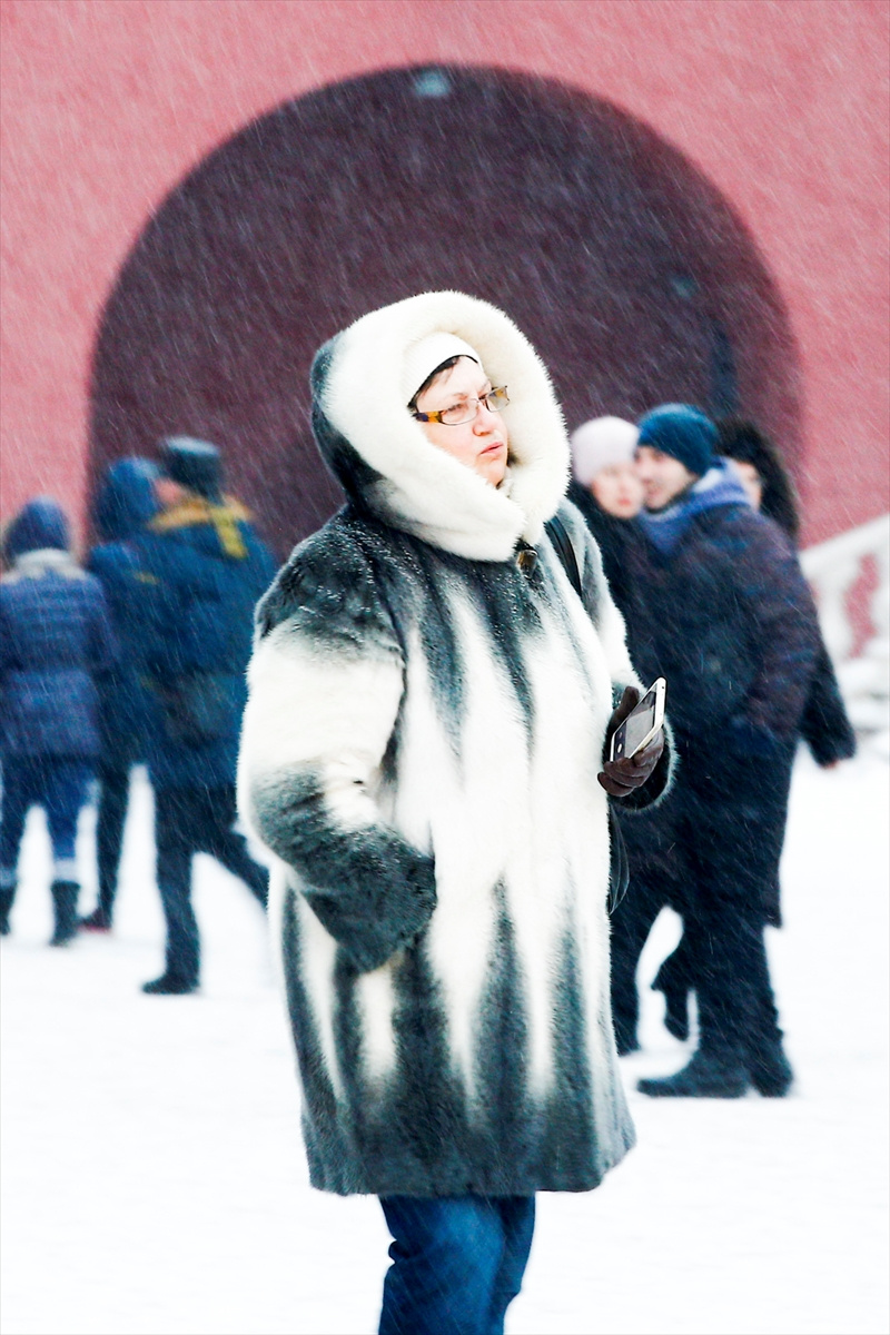Moskova'da kar yağışı eşsiz manzaralara neden oldu