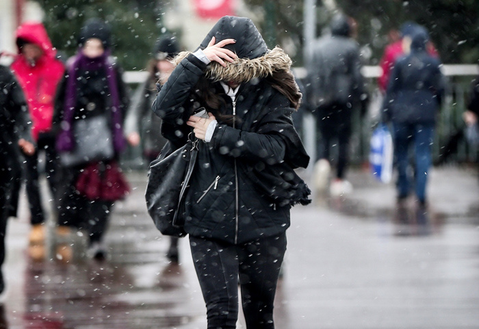 Kar yağışı bastırdı yarın Ankara donacak meteorolojiden 8 alarm birden geldi