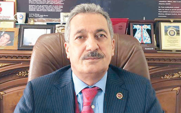 Ağrı'da AK Partili belediye başkanına kaset kumpası