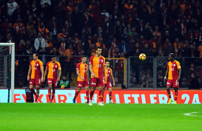 Galatasaray'da Serdar Aziz bilmecesi! Gönderiliyor mu?