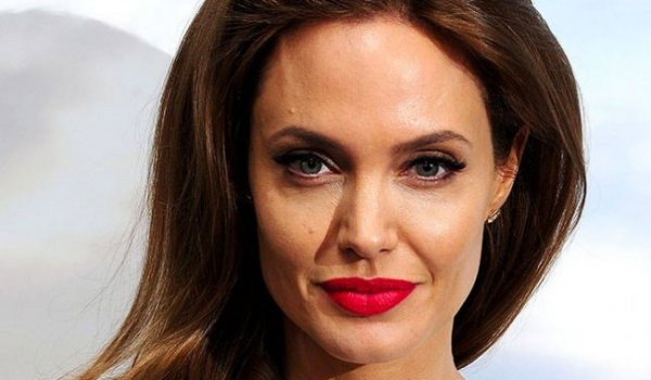 Angelina Jolie: ABD başkanlığına aday olurum...