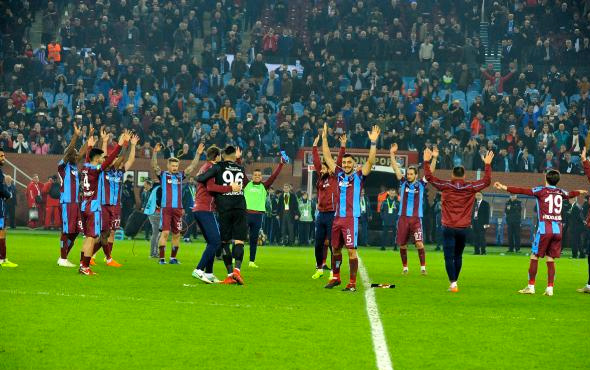 Trabzonspor, ligin ilk yarısında evinde güldü