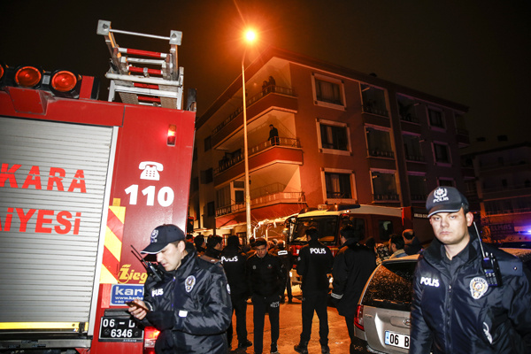 Çankaya ve Mamak'ta yangın 1 şüpheli gözaltına alındı