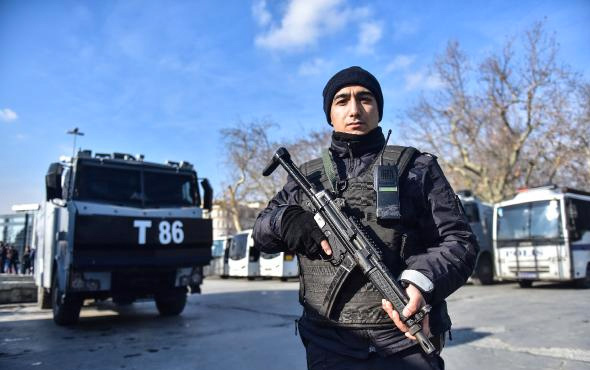 Taksim'de yılbaşı önlemleri! Bir ilk yaşanıyor