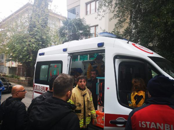 Ünlü oyuncunun evinde yangın paniği