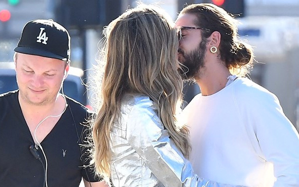 Heidi Klum’dan sevgilisine set arası aşk öpücüğü