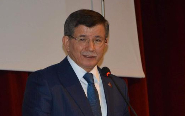 Ahmet Davutoğlu: Para ile tutulmuş adamlar, algı oluşturuyor
