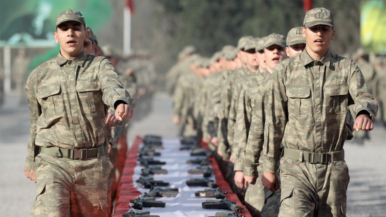 Askerlik kısalıyor işte Erdoğan'a sunulacak yeni askerlik süreleri