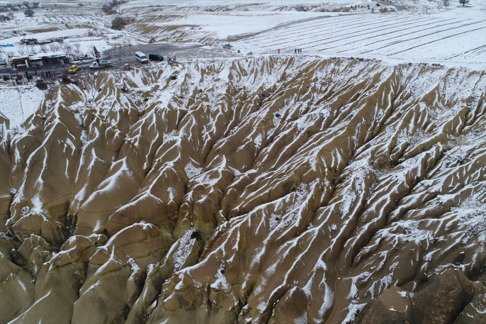Kapadokya'dan muhteşem kar manzaraları!