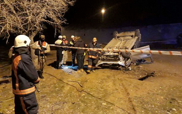 Elazığ'da trafik kazası: Biri polis 2 kişi hayatını kaybetti