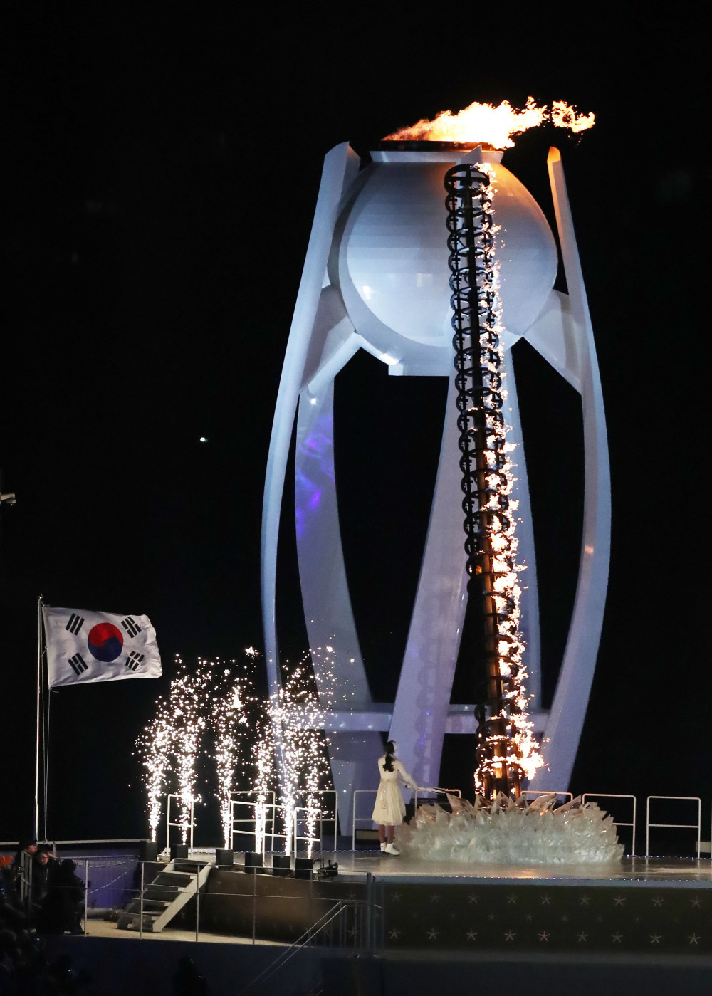  2018 PyeongChang Kış Olimpiyatları başladı.