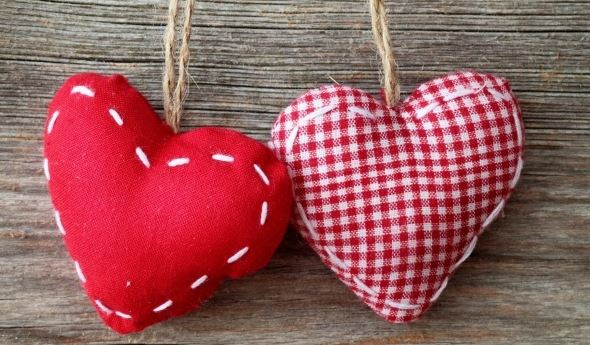 14 Şubat hediyeleri kadına ne alınır Sevgililer günü kataloğu