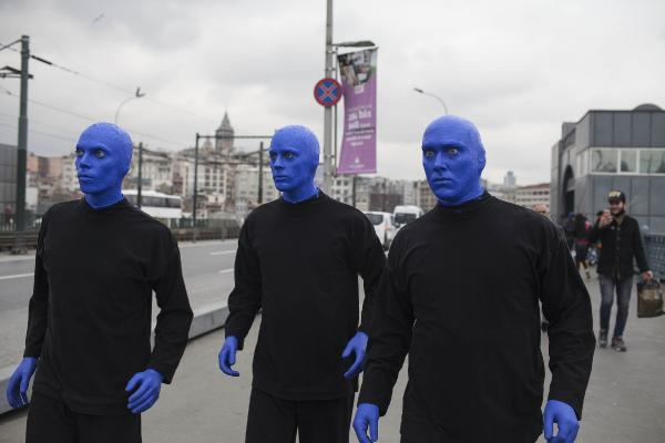 İstanbul'daki mavi adamlar neyin nesi! Blue Man Group geldi