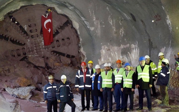 Dudullu-Bostancı Metro Hattı tünelleri birleşti 
