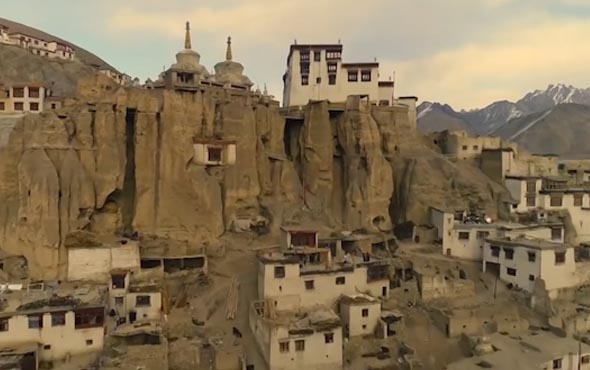 Himalayalardaki bir köyün elektrikle tanışma hikayesi