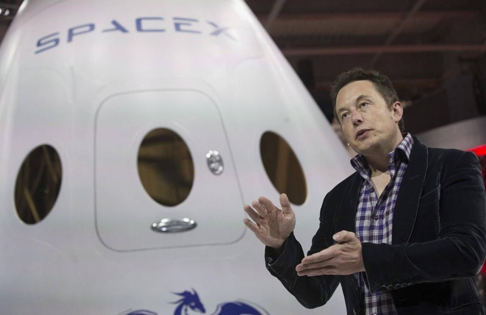 Elon Musk tüm dünyaya internet sağlamak için ilk adımı attı 