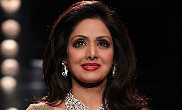 Milyonlar yasta! Bollywood yıldızı hayatını kaybetti