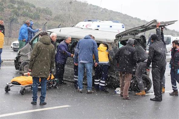 İstanbul'da Bağcılar'da feci kaza! Yaralılar var