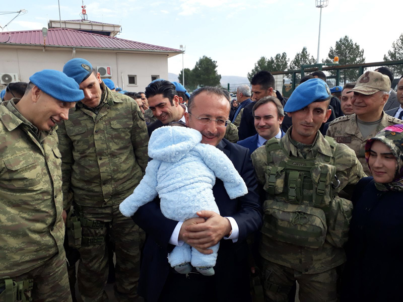 Komandolar Afrin'e böyle uğurlandı