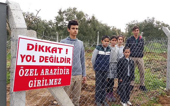 Çiftçiler tarlasına, öğrenciler okula gidemedi! Nedeni ise...