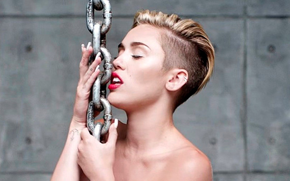 Miley Cyrus skandal dolu hayatını geride bıraktı