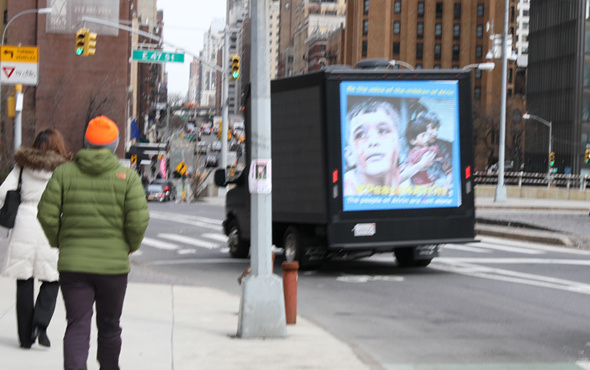 PKK yandaşlarının New York'ta kullandığı fotoğraf meğer...