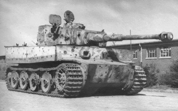 2.Dünya Savaşı'nın en çarpıcı anları! Tiger tankı 252 kez vuruldu ancak...