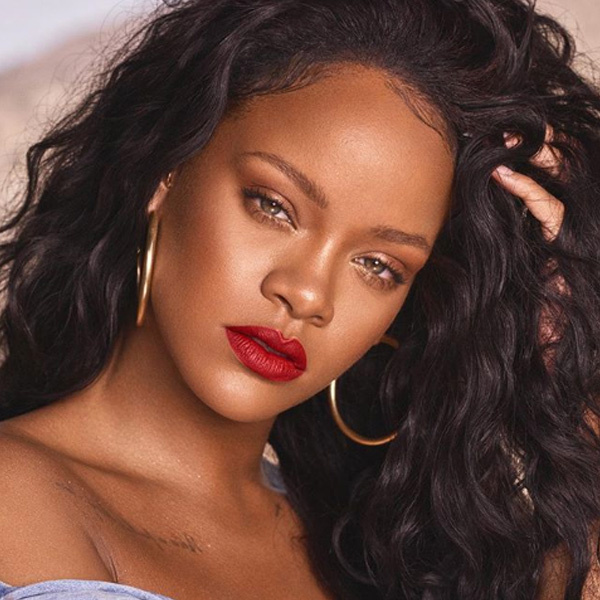 Rihanna tepki gösterdi Snapchat borsada tepetaklak oldu