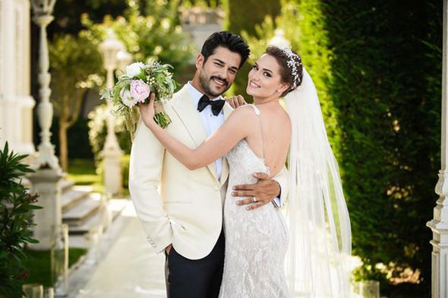 Fahriye Evcen Burak Özçivit çiftinden kötü haber