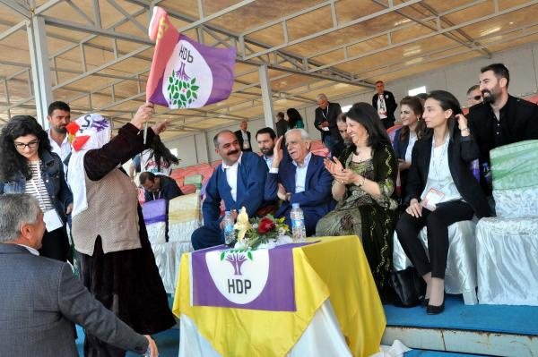 Türkiye genelinde il il nevruz kutlamaları