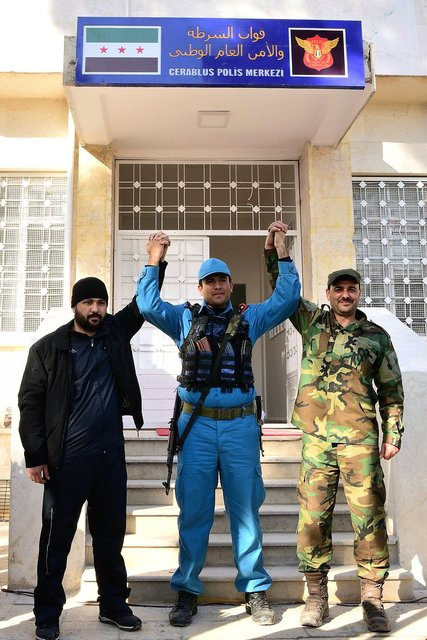 Afrin'in güvenliğini onlar sağlayacak! Bin polis eğitilecek