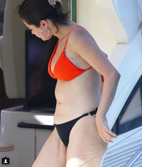 Selena Gomez vücudunu eleştirinlere cevap verdi
