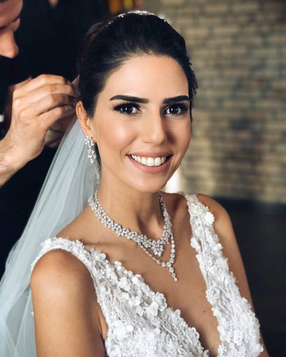 Ali Sunal ve Nazlı Kurbanzade evlendi