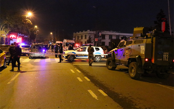 Beşiktaş'ta gece kulübü önünde silahlı çatışma ölü ve yaralılar var