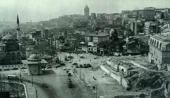 İstanbul 100 yıl önce böyleydi o ülkeden çıktı!