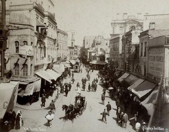 İstanbul 100 yıl önce böyleydi o ülkeden çıktı!
