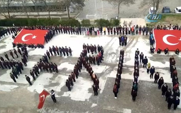 Öğrenciler Afrin koreografisi yaparak ant içti