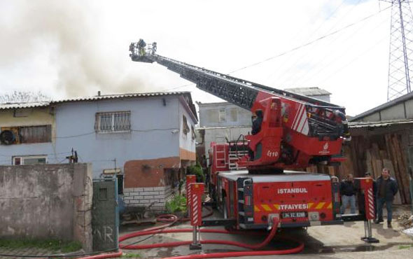 Ataşehir'de fabrika yangını