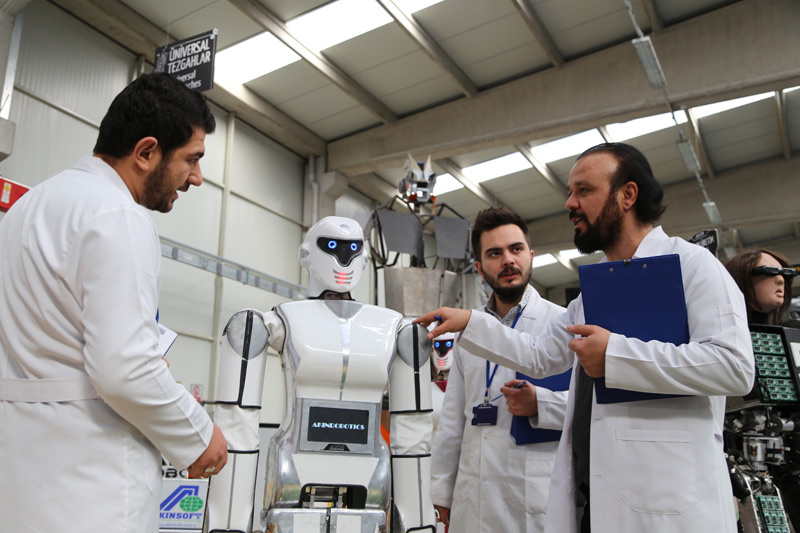 Konya'da yazılım firması robot asker projesine talip